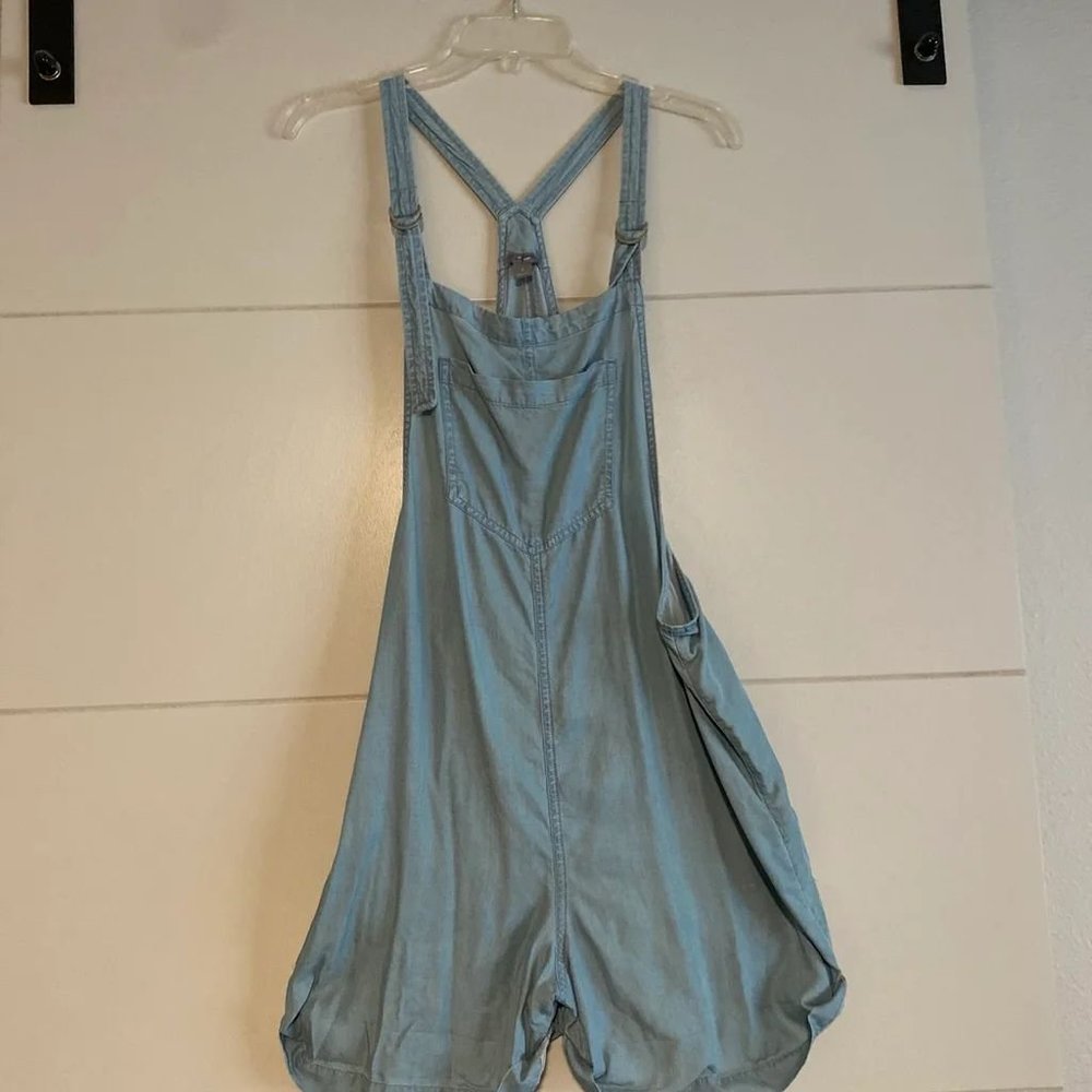 overall shorts